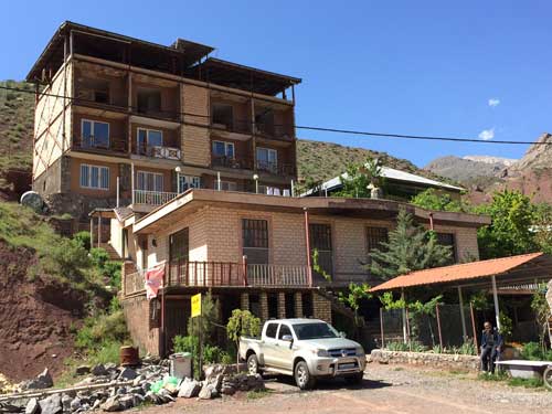 Navizar Hotel, Iran.